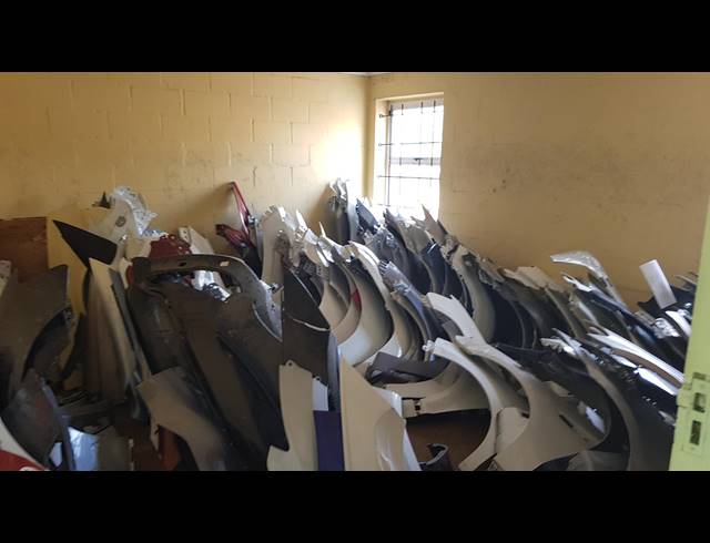 250M² FACTORY FOR SALE IN SACKS CIRCLE INDUSTRIAL